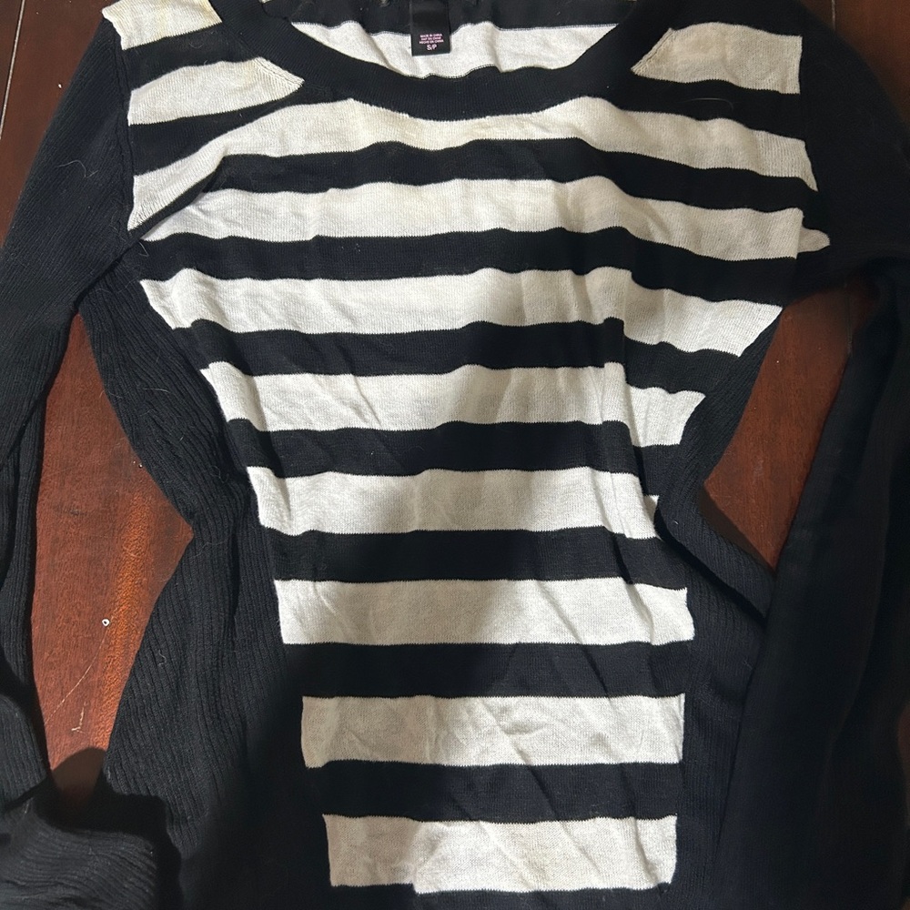 Victoria's Secret Black and White Striped Long Sleeve Tee